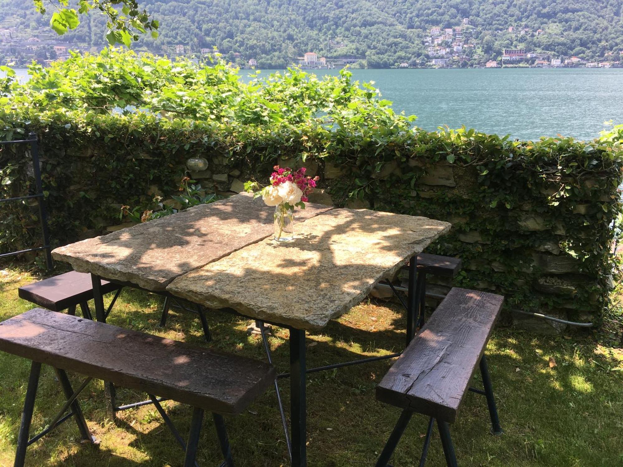 Casa Vacanza Castagna Nesso Esterno foto