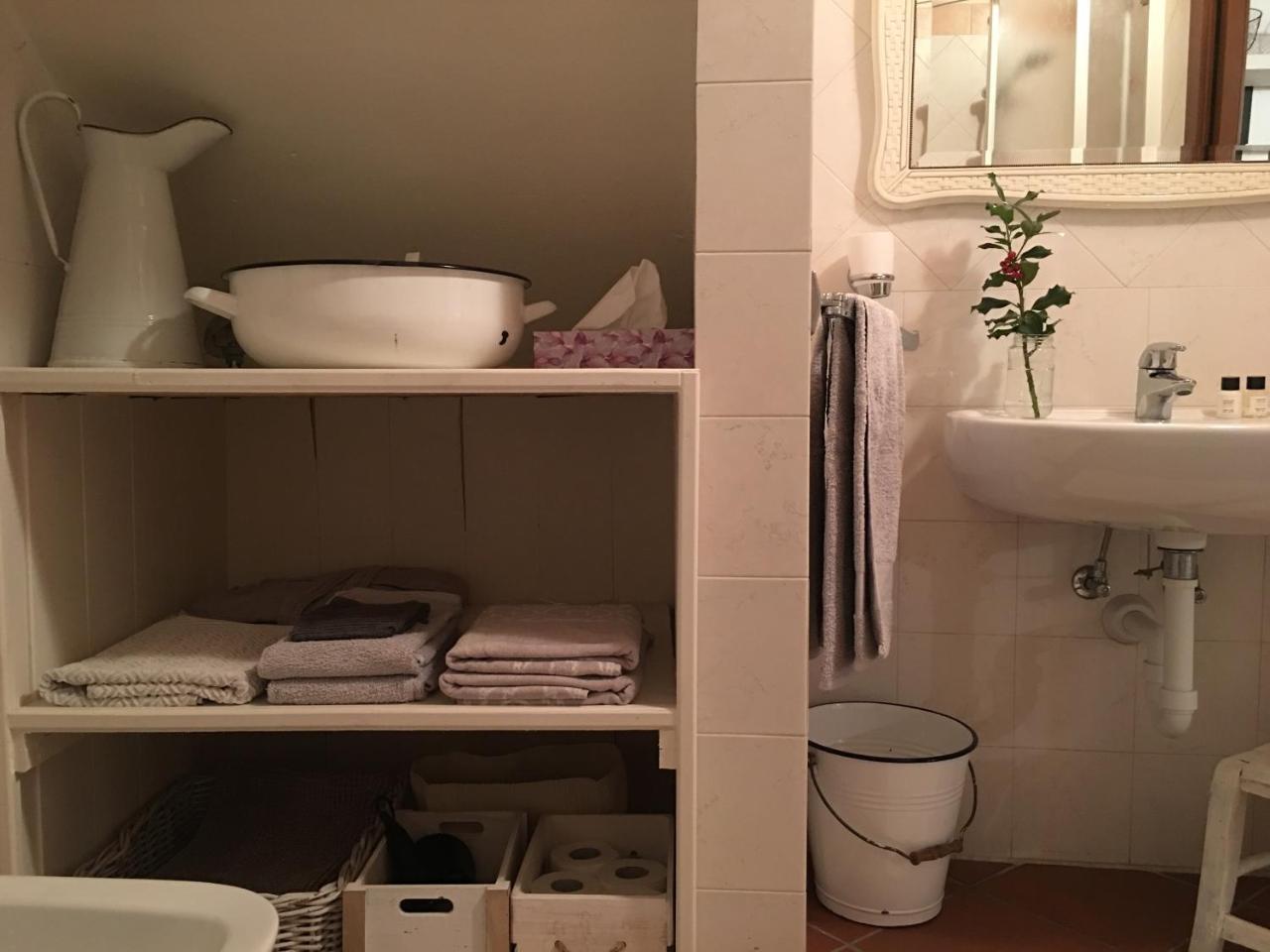 Casa Vacanza Castagna Nesso Esterno foto